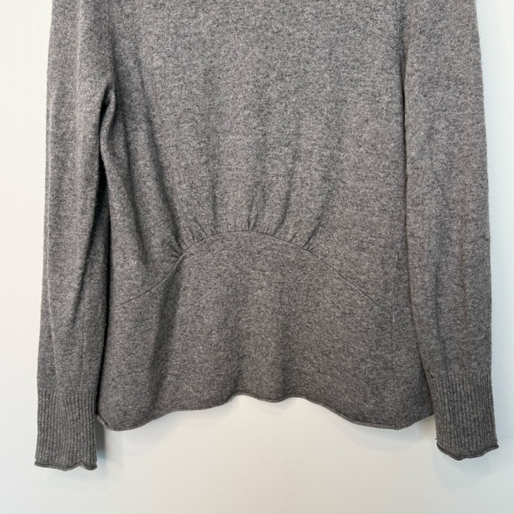 Banana Republic wool Cashmere blend Grey Cardigan Sweater size M - Picture 7 of 9